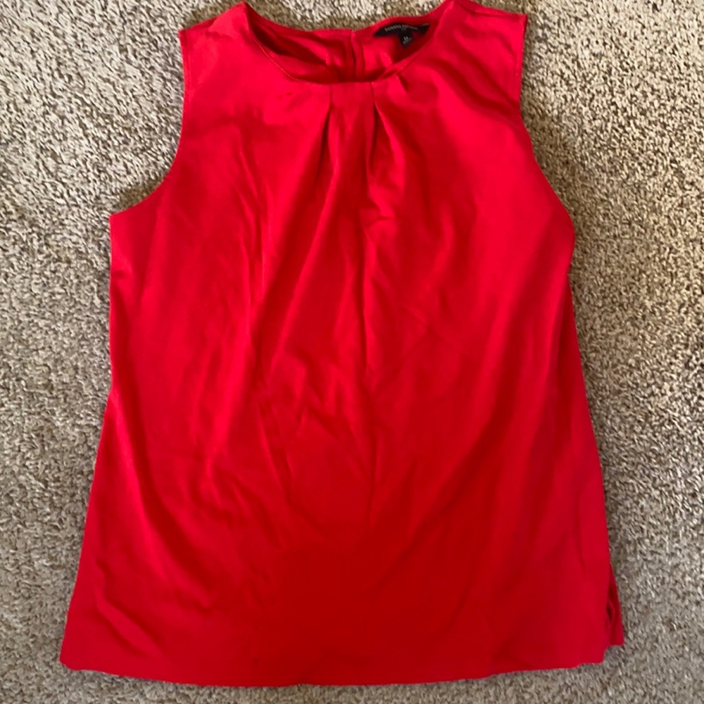 Banana Republic sleeves red top